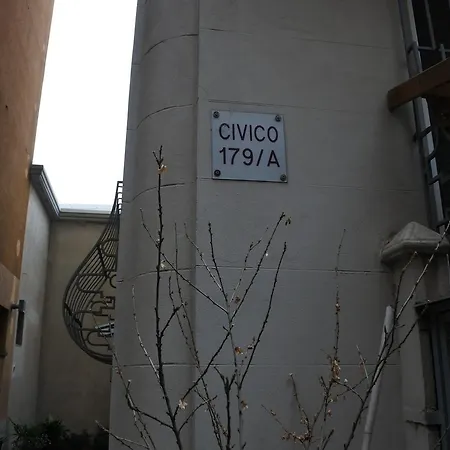 Comodo Bilocale Zona Ponte Nuovo, Vicinanza M2 * ミラノ