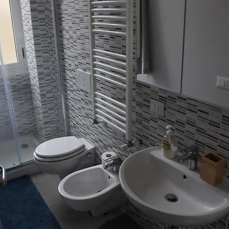 Comodo Bilocale Zona Ponte Nuovo, Vicinanza M2 Apartament Mediolan