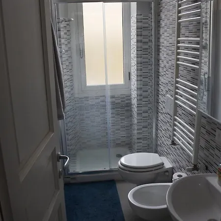 Apartament Comodo Bilocale Zona Ponte Nuovo, Vicinanza M2